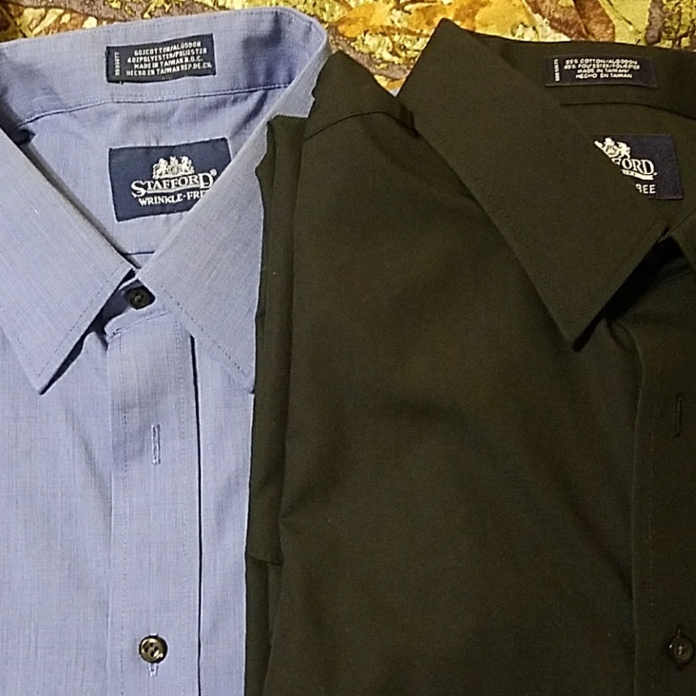 2 men's button down shirts L/S